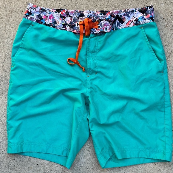 Men's Robert Graham Board Shorts Green Teal Solid 36 Beach Surf Swim Preppy Sun - Picture 1 of 16
